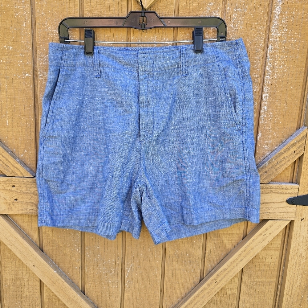 Gap Downtown Khaki Shorts Size 10